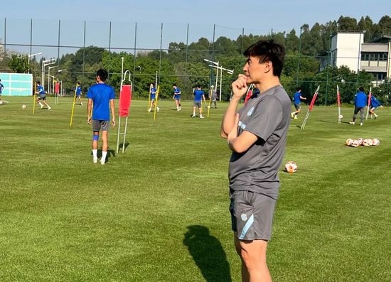 亚洲一区二区免费在线观看
